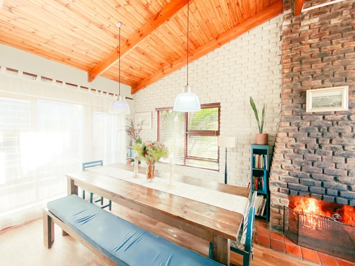 La Mer Seafront Selfcatering Accommodation Клейнмонт Екстериор снимка