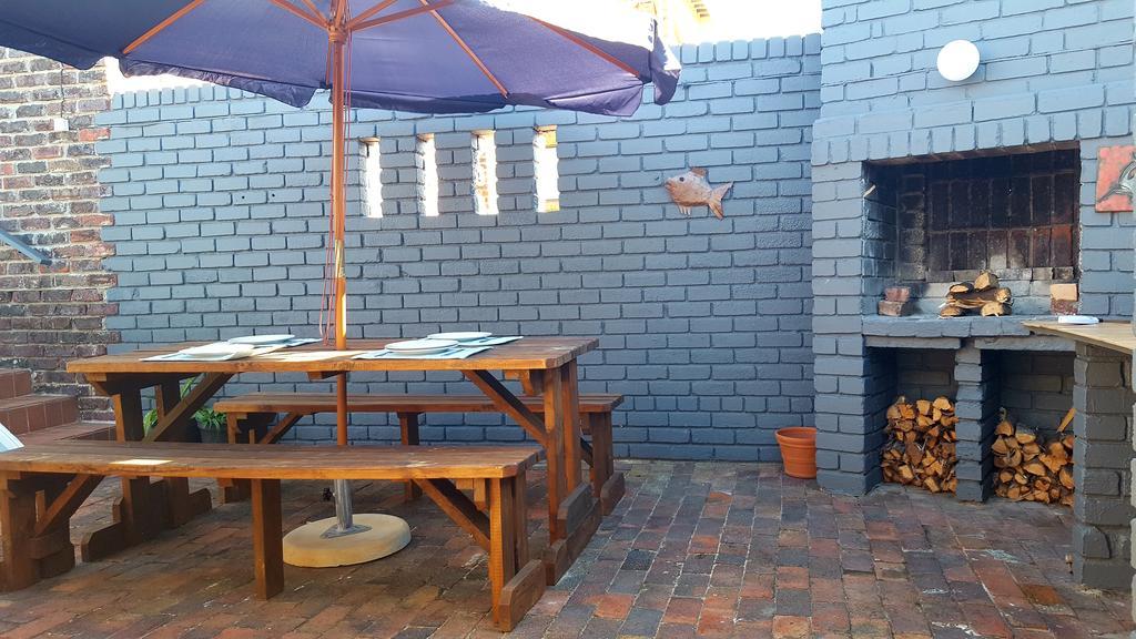 La Mer Seafront Selfcatering Accommodation Клейнмонт Екстериор снимка